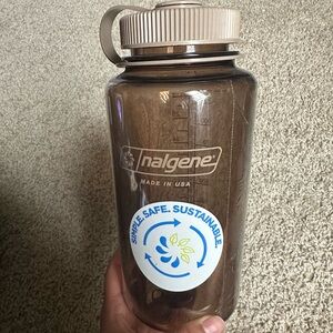 New Nalgene brown water bottle
